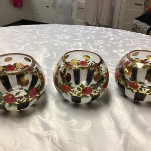 Mackenzie Childs MEDIUM ROSES. N STRIPES